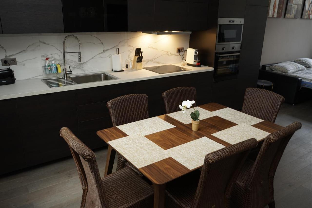 Modern Apartment At European Quarter 布鲁塞尔 外观 照片